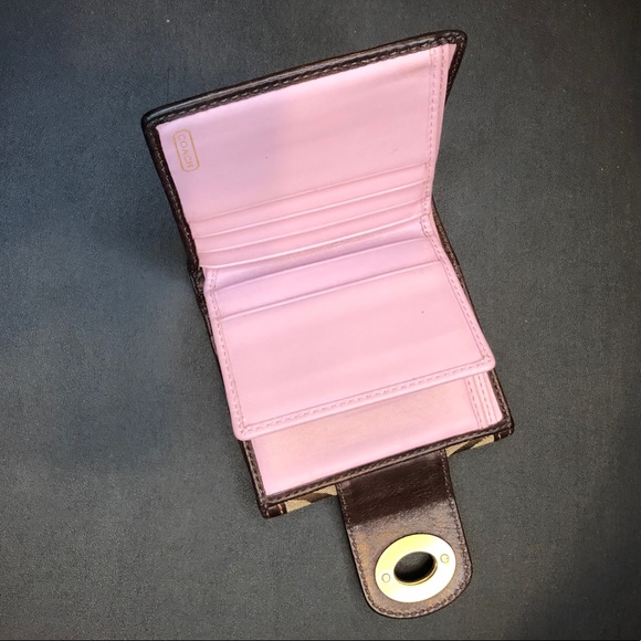 Tri-fold Coach Wallet - Picture 4 of 4